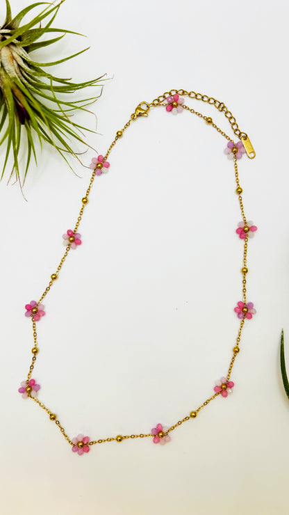 Feeling Sweet Flower Choker