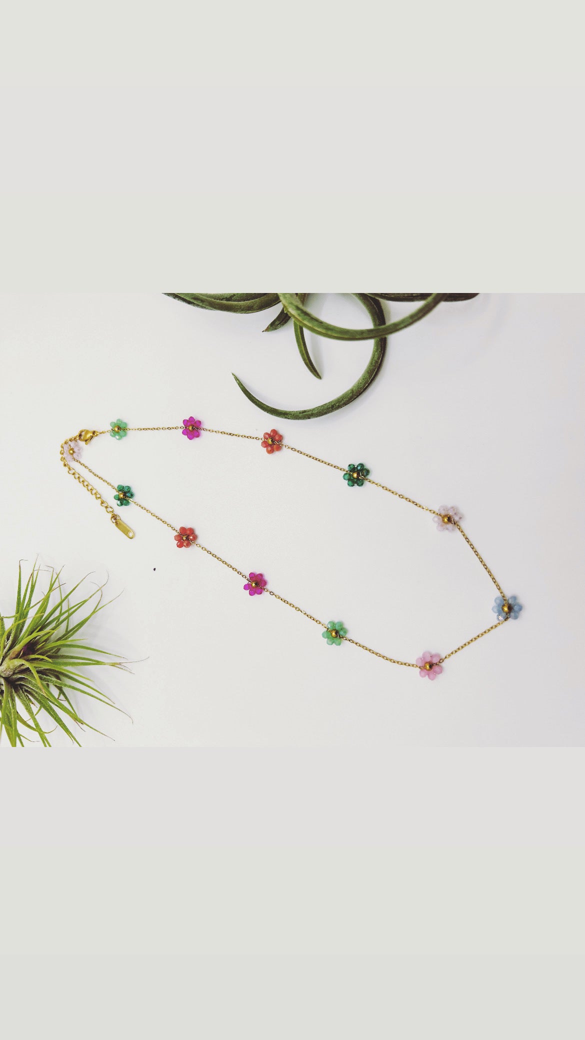 Feeling Sweet Flower Choker