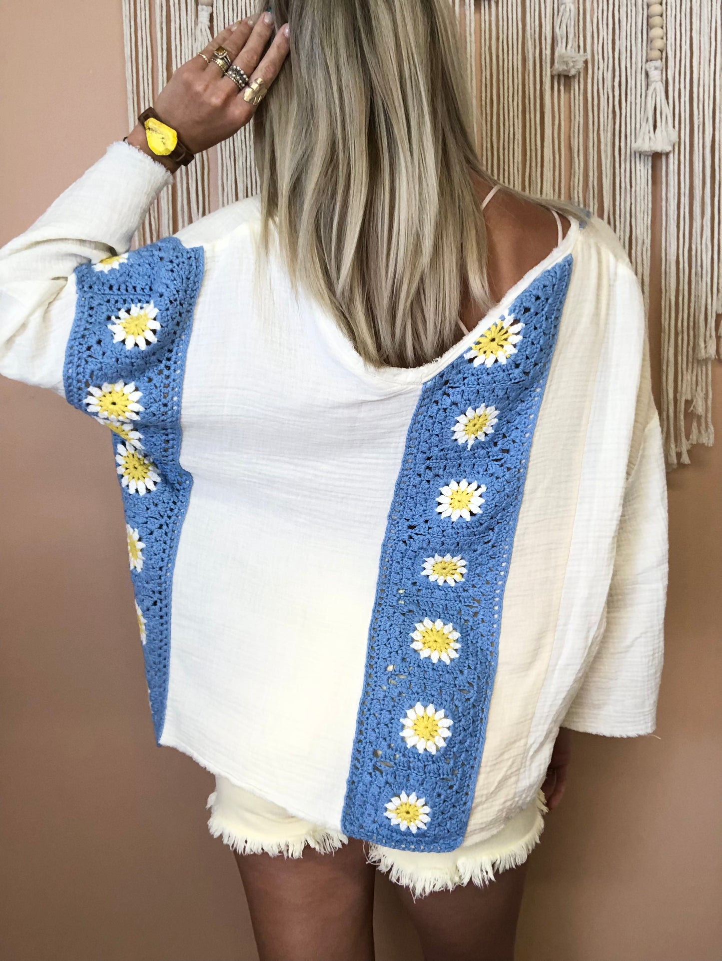 Happy Daisy Crochet Pullover