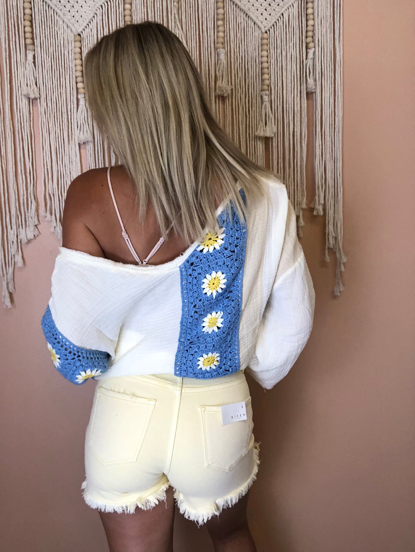 Happy Daisy Crochet Pullover